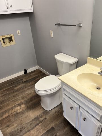 214 Cedarwood Ln # 214, Madison, TN 37115