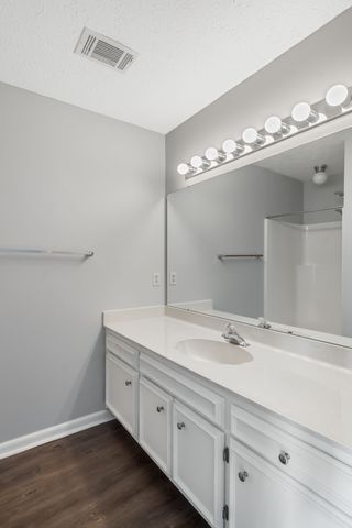 214 Cedarwood Ln # 214, Madison, TN 37115