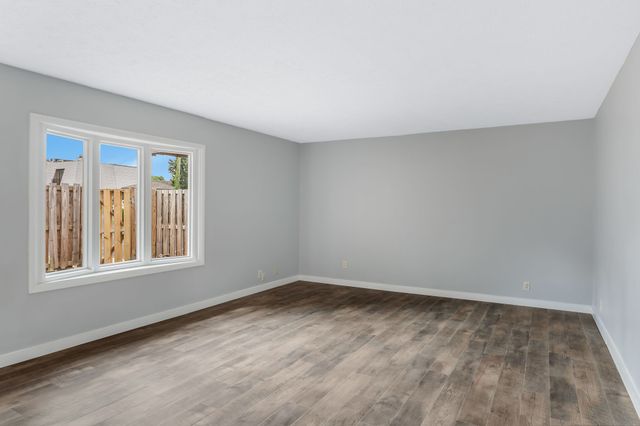 214 Cedarwood Ln # 214, Madison, TN 37115