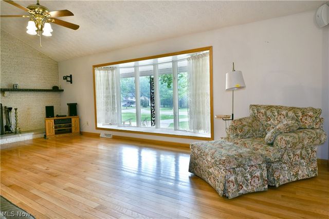 750 Blueberry Hill Drive, Canfield, OH 44406