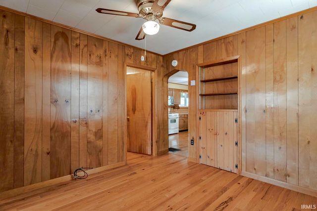 104 W Monroe Street, Attica, IN 47918