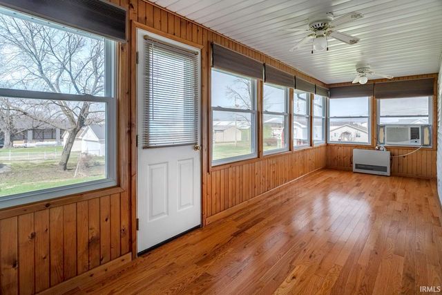 104 W Monroe Street, Attica, IN 47918