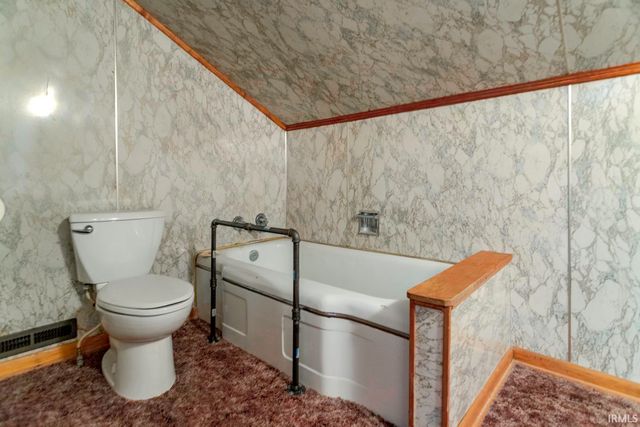 104 W Monroe Street, Attica, IN 47918