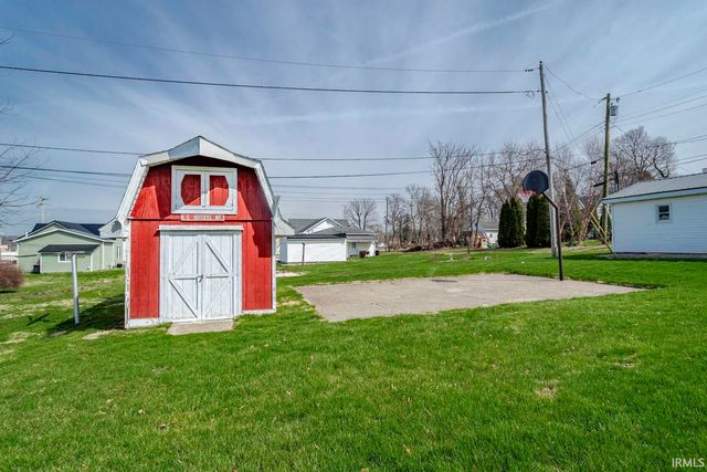 104 W Monroe Street, Attica, IN 47918