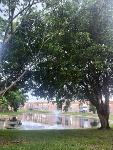 9800 Sunrise Lakes Boulevard 309, Sunrise, FL 33322