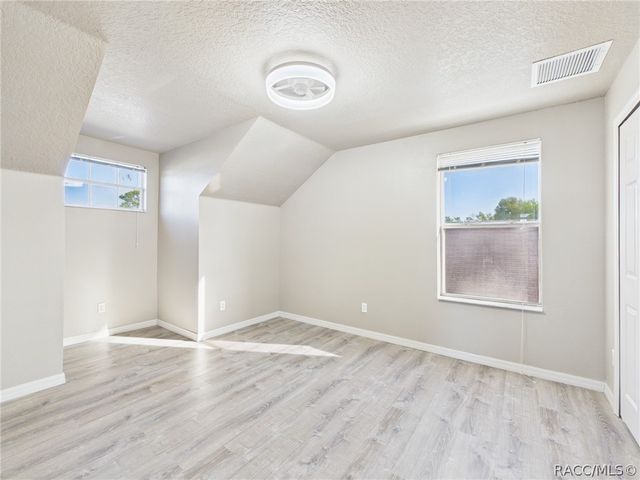 8361 Silverbell Loop, Brooksville, FL 34613