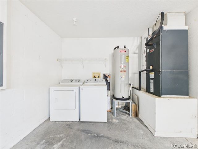 8361 Silverbell Loop, Brooksville, FL 34613