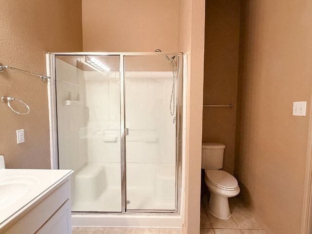 633 Canoe Way, Crowley, TX 76036