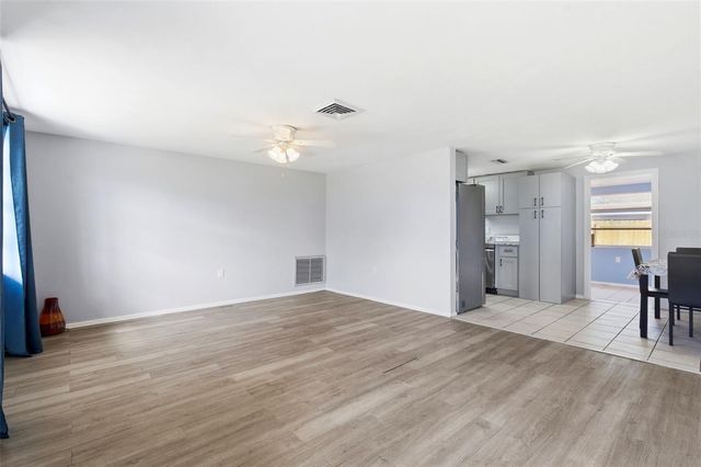 5203 MANOR DRIVE, New Port Richey, FL 34652