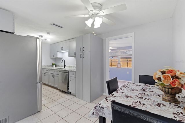 5203 MANOR DRIVE, New Port Richey, FL 34652