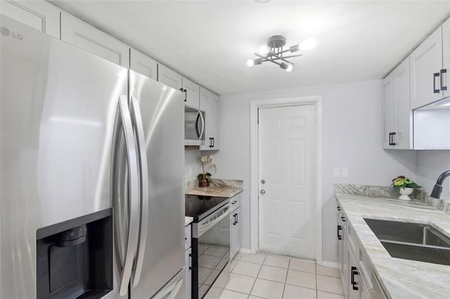 5203 MANOR DRIVE, New Port Richey, FL 34652