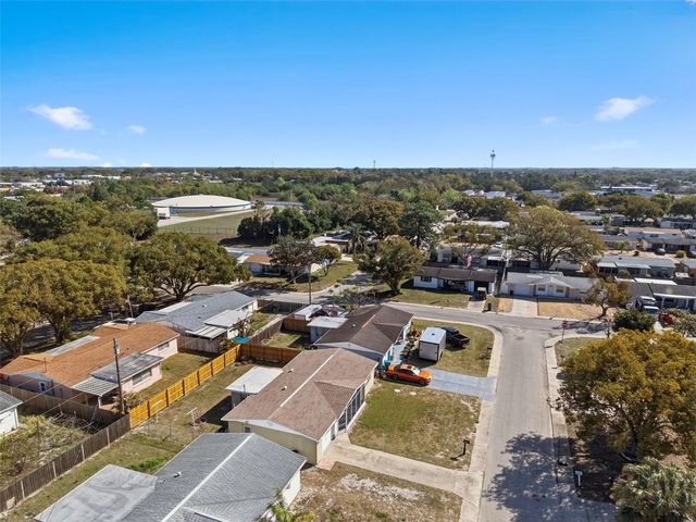 5203 MANOR DRIVE, New Port Richey, FL 34652