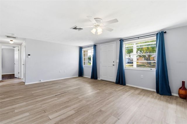 5203 MANOR DRIVE, New Port Richey, FL 34652