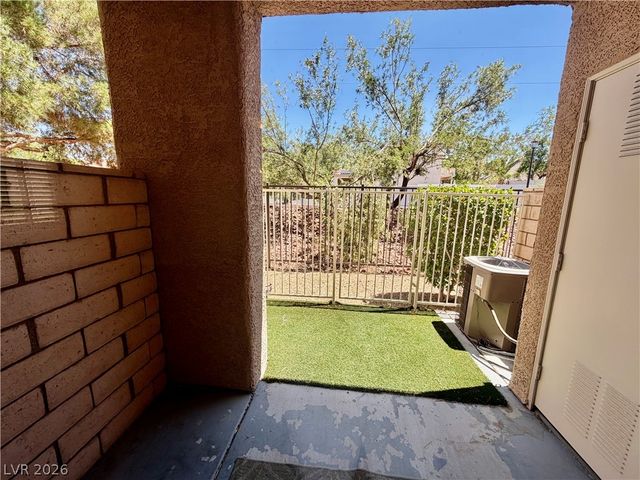 251 GREEN VALLEY 4011, Henderson, NV 89052