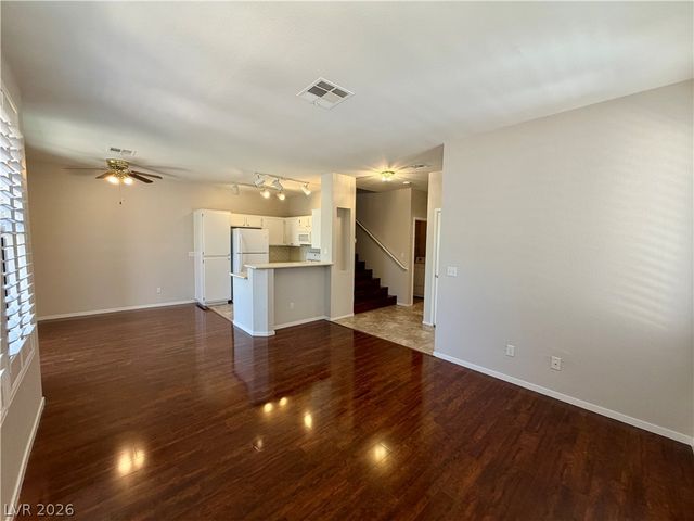 251 GREEN VALLEY 4011, Henderson, NV 89052