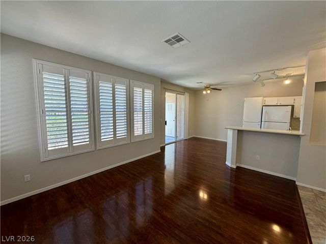 251 GREEN VALLEY 4011, Henderson, NV 89052
