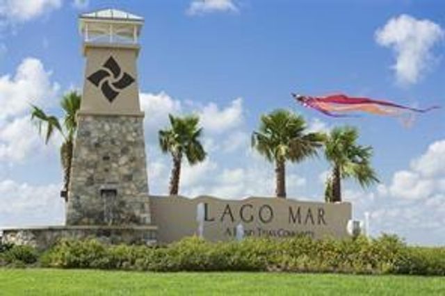 13209 Anchor Bay Drive, Texas City, TX 77568