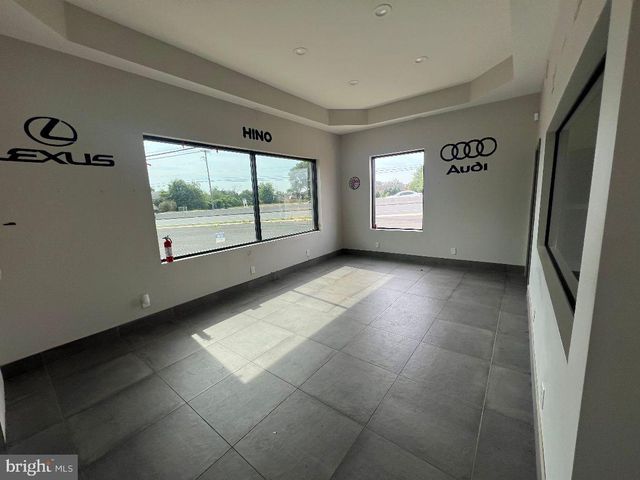 2913 ROUTE 130 S, Delran, NJ 08075