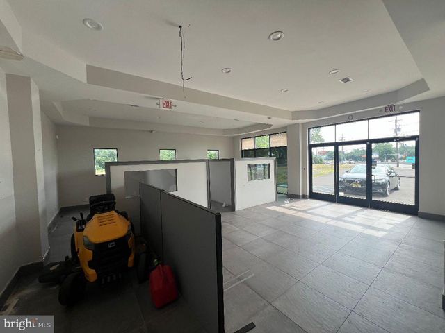 2913 ROUTE 130 S, Delran, NJ 08075