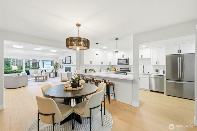 11024 SE 27th Place, Bellevue, WA 98004