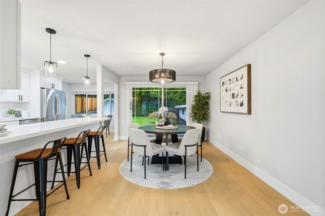 11024 SE 27th Place, Bellevue, WA 98004