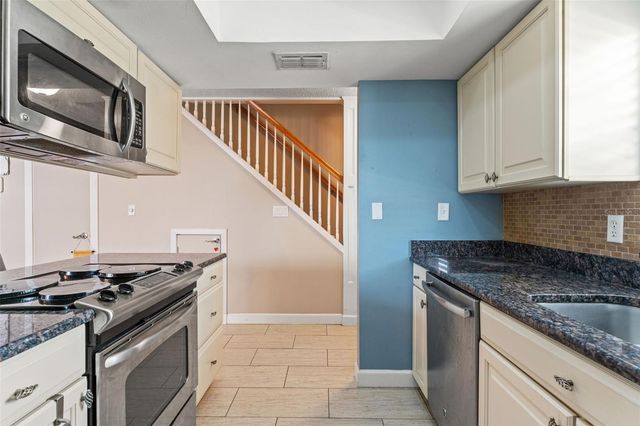 3409 ARBOR OAKS COURT 0, Tampa, FL 33614