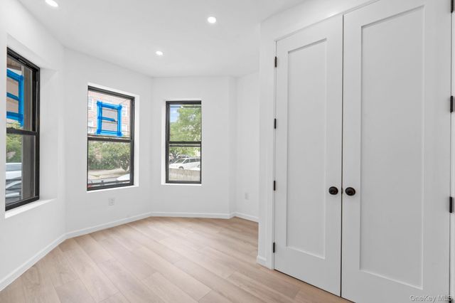 35 Euclid Avenue, Brooklyn, NY 11208