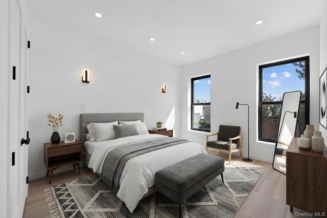 35 Euclid Avenue, Brooklyn, NY 11208