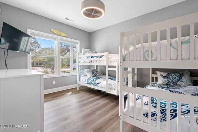 135 NW 7th Street, Oak Island, NC 28465