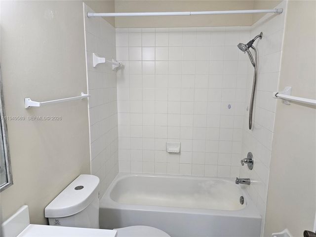 2911 SE 13th Ave 203-49, Homestead, FL 33035