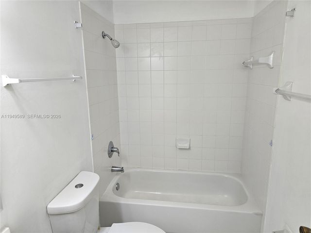 2911 SE 13th Ave 203-49, Homestead, FL 33035