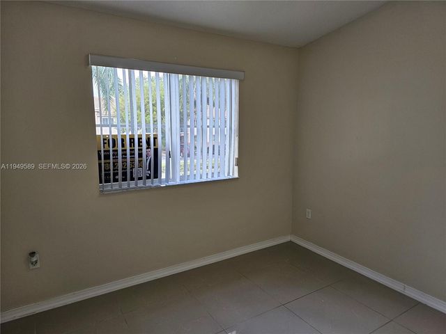 2911 SE 13th Ave 203-49, Homestead, FL 33035