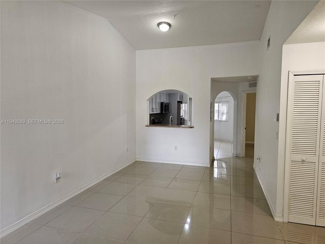 2911 SE 13th Ave 203-49, Homestead, FL 33035