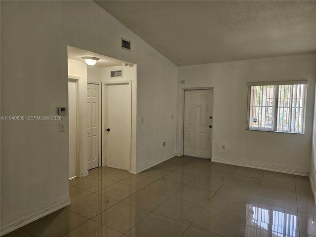 2911 SE 13th Ave 203-49, Homestead, FL 33035