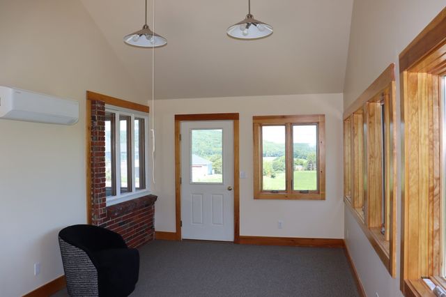 95 Huntington Rd., Hadley, MA 01035