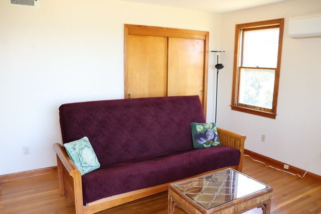 95 Huntington Rd., Hadley, MA 01035