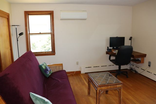 95 Huntington Rd., Hadley, MA 01035
