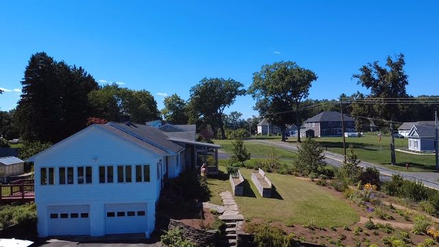 95 Huntington Rd., Hadley, MA 01035