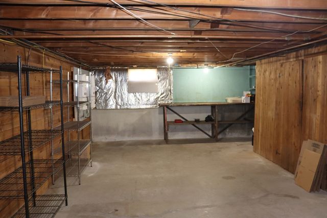 95 Huntington Rd., Hadley, MA 01035