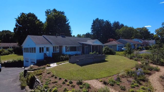 95 Huntington Rd., Hadley, MA 01035