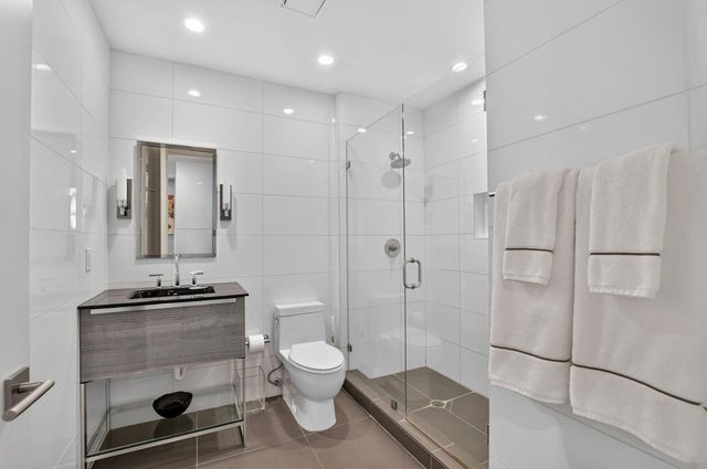 7847 Lakeside Boulevard 1015, Boca Raton, FL 33434