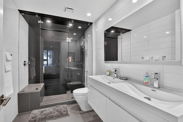 7847 Lakeside Boulevard 1015, Boca Raton, FL 33434
