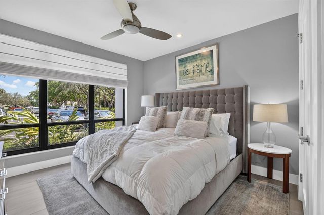 7847 Lakeside Boulevard 1015, Boca Raton, FL 33434
