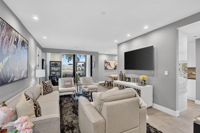 7847 Lakeside Boulevard 1015, Boca Raton, FL 33434
