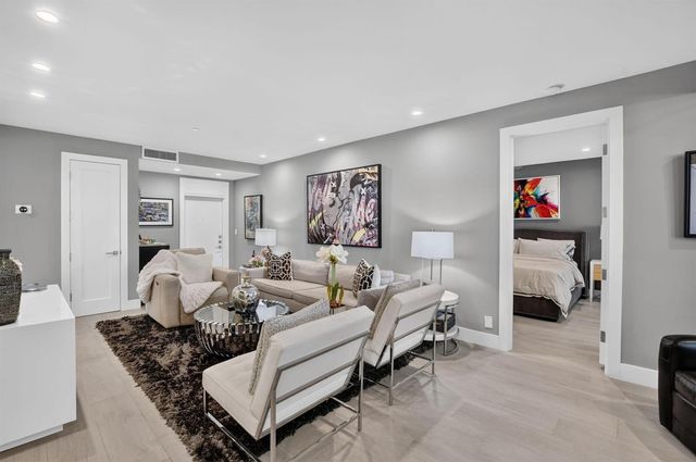 7847 Lakeside Boulevard 1015, Boca Raton, FL 33434