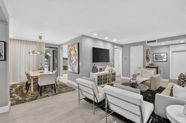 7847 Lakeside Boulevard 1015, Boca Raton, FL 33434