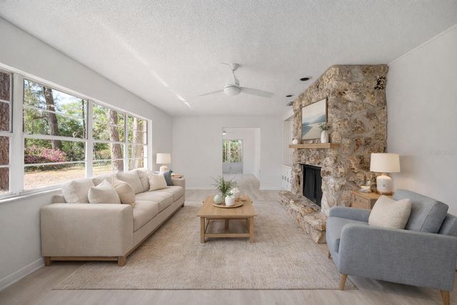 4821 NW 16TH PLACE, Gainesville, FL 32605