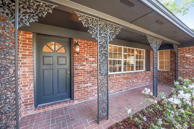 4821 NW 16TH PLACE, Gainesville, FL 32605