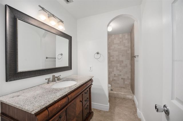 4821 NW 16TH PLACE, Gainesville, FL 32605