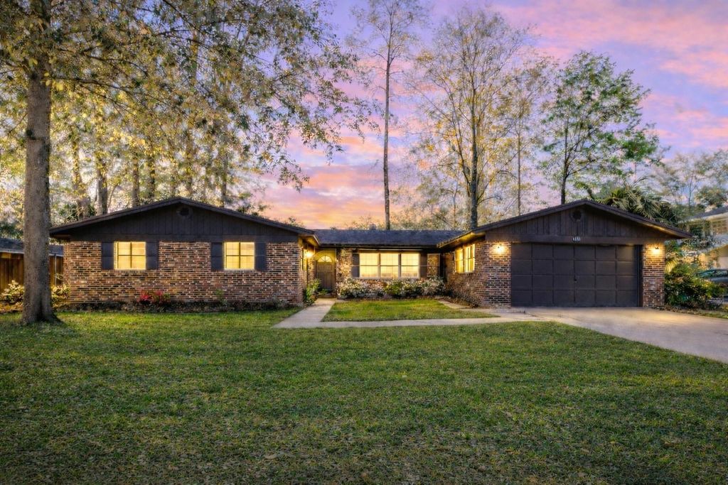 4821 NW 16TH PLACE, Gainesville, FL 32605